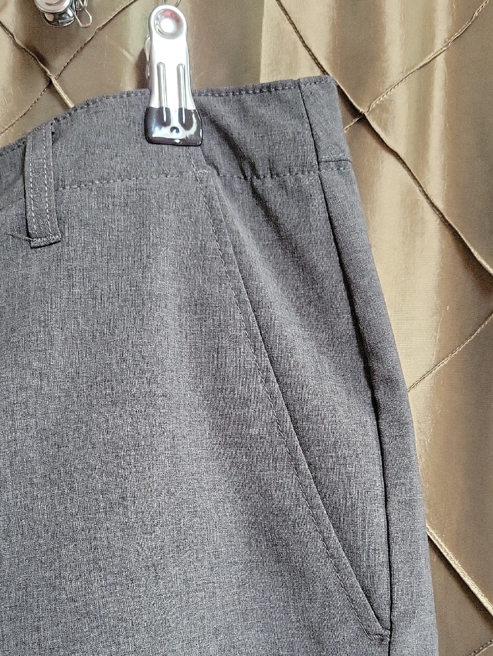 VGUC- Volcom ‘Surf & Turf’ Flat Front 4 Way Stretch Shorts - Picture 4 of 10